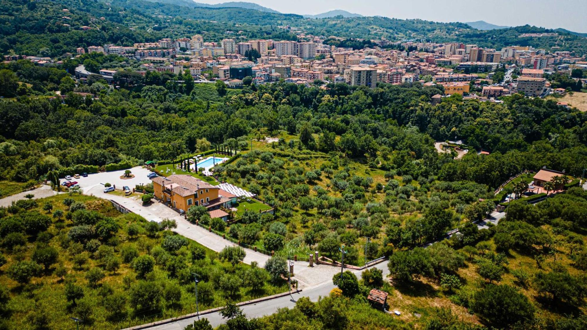 Casale Degli Ulivi Resort Pellare Luaran gambar